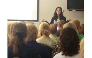 Andrea Anguera presenting a workshop on DME at ECHA, Dublin 2018