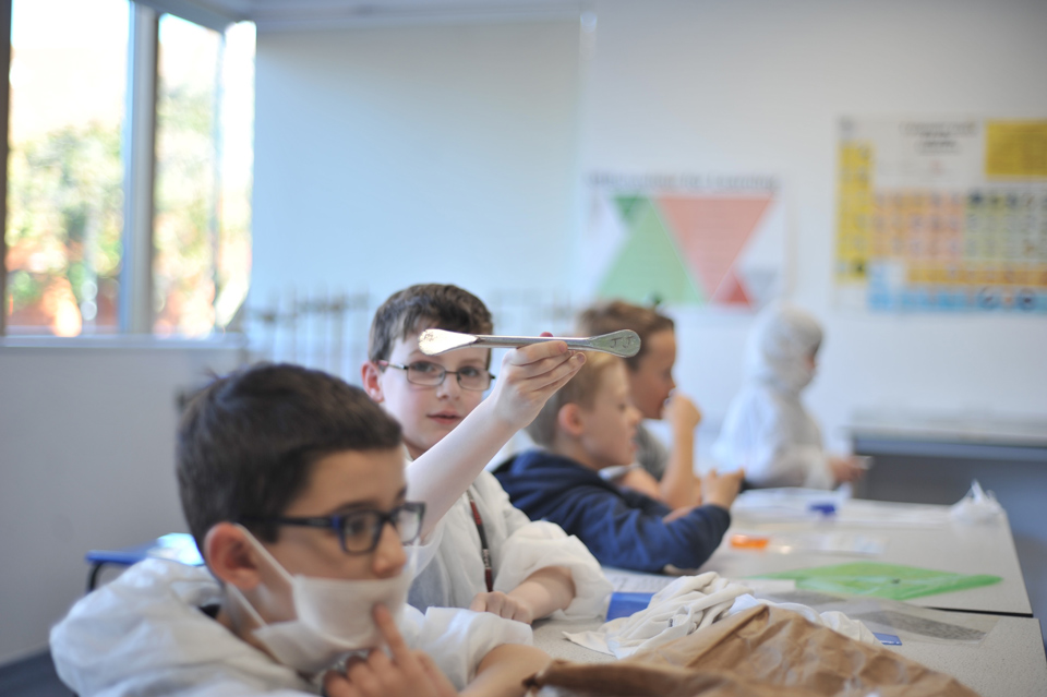 Children in a school lab at the Big Family Weekend 2018