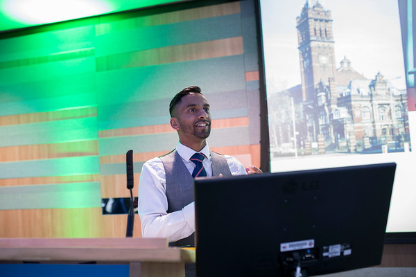 Bobby Seagull presenting atThe Above and Beyond Awards February 11th, 2019. Copyright Sam Carpenter.