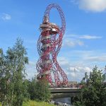 ArcelorMittal_Orbit_(7738541620)-by-David-Jones- Isle of Wight_adapted_-CC--by-2