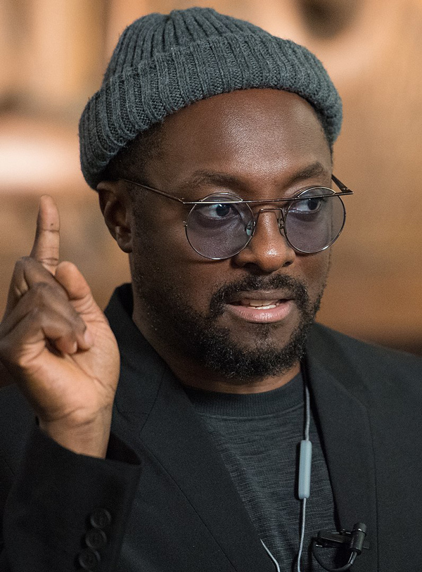 Image: Will.i.am interviewed by NASA TV, 2018. By NASA/Aubrey Gemignani -  Public Domain, https://commons.wikimedia.org/w/index.php?curid=69678826